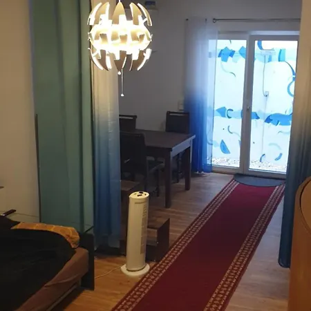 Cozy Leopoldstrasse -3,5 With Sauna And Garden